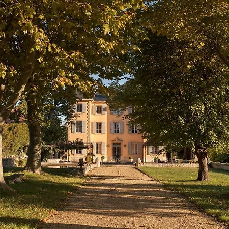 بيت ضيافة Chateau De La Brillanne 2*